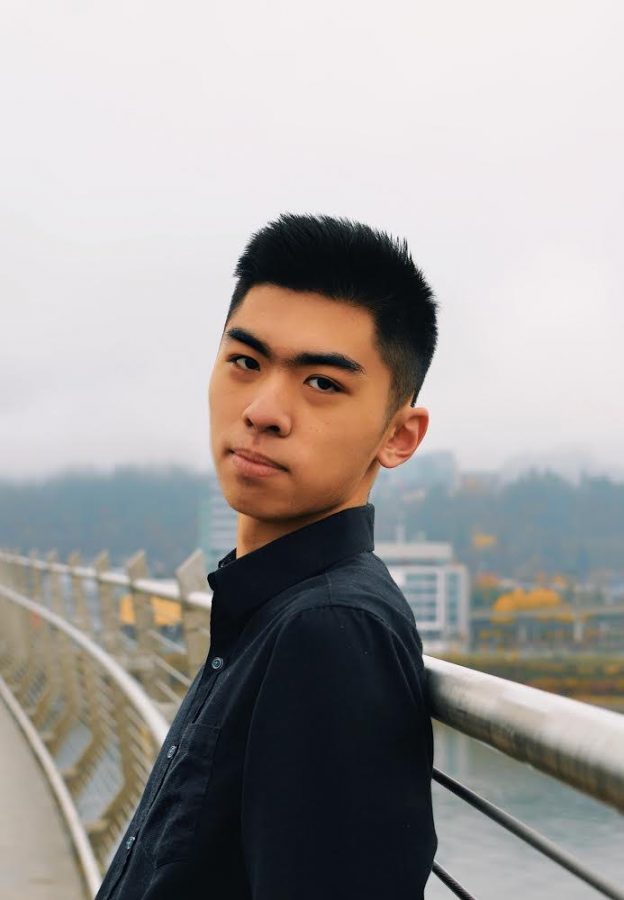 Wenjun Hou named a finalist in the 2020 Regeneron Science Talent Search for his groundbreaking solution to the Knapsack Problem. 