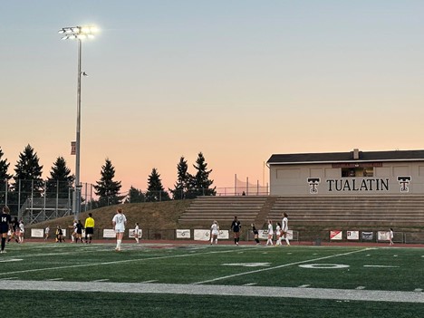 Jesuit beat Tualatin high school in a mercy rule on Thursday, September 14th.