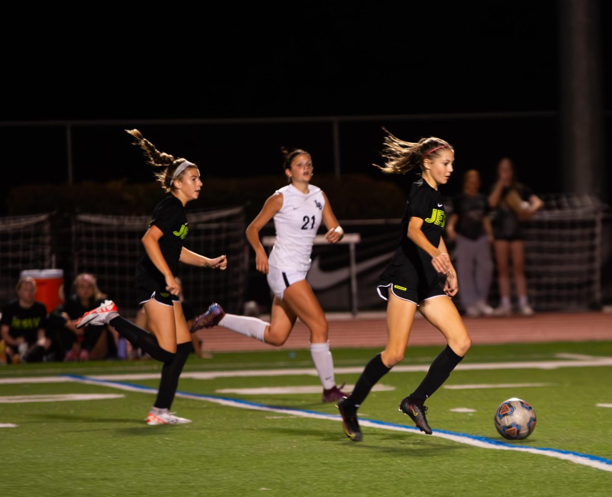 2023 Sept 11 Women's Varsity Soccer vs Lake Oswego MAIDMENT (10)