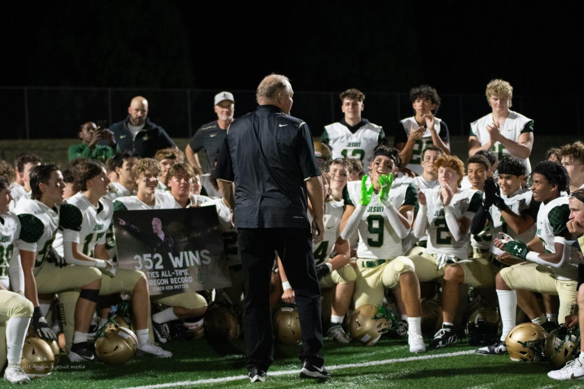 Football Celebrates Senior Night with a 41-6 win over Sunset