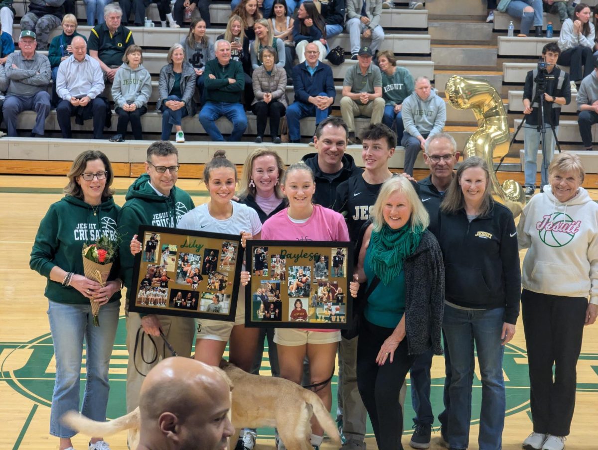 Women’s basketball falls to Beaverton 44-24 on senior night, opens against Gresham in playoffs