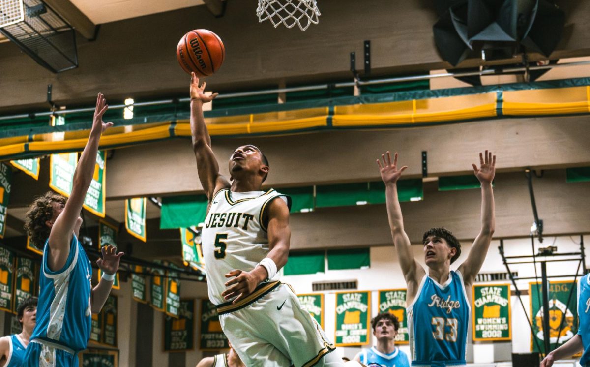 RECAP: #6 Jesuit survives a scare against #27 Lakeridge in the first round of the playoffs