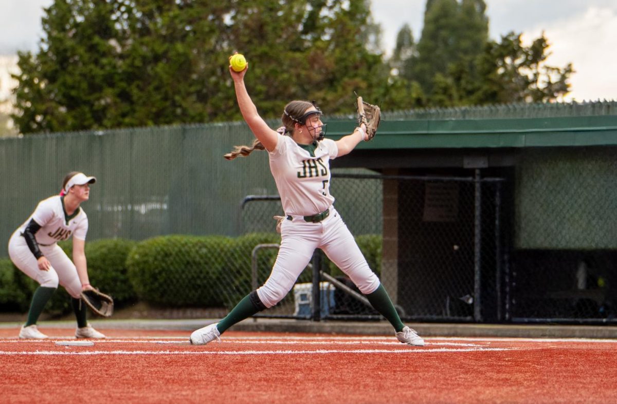 PREVIEW: Softball hosts Century in OSAA first round