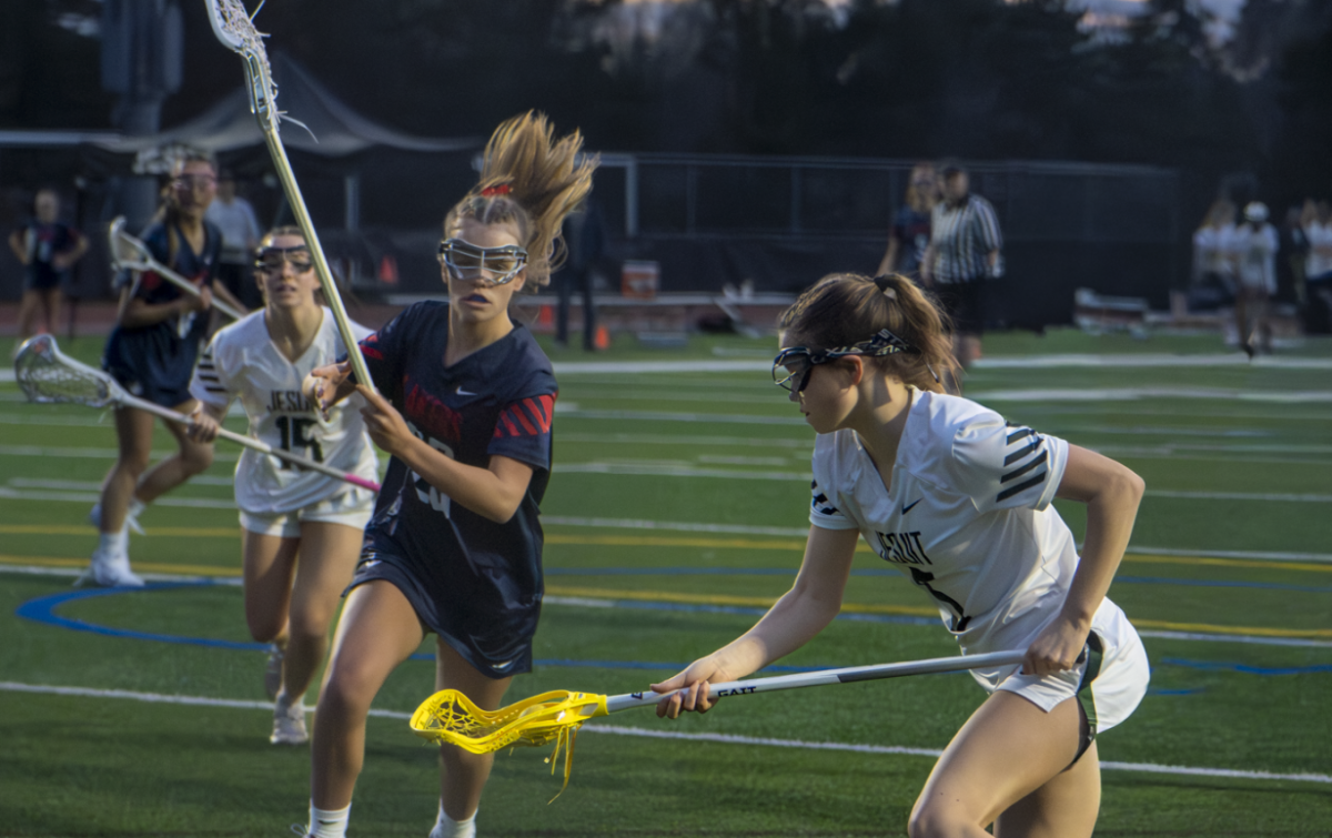 RECAP: Women's Lacrosse defeats Tigard 16-1 on senior night